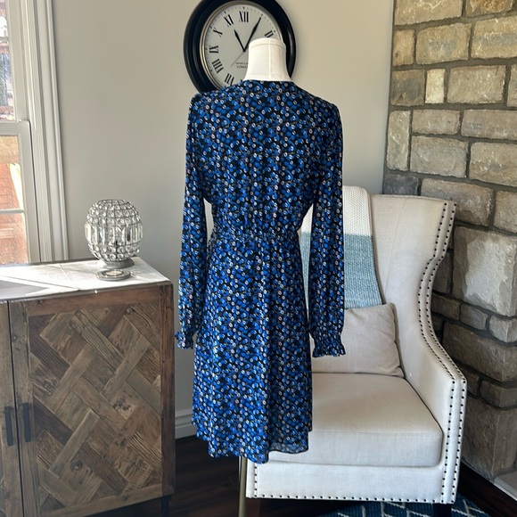 CAbi The Ten Dress - Picture 3 of 4